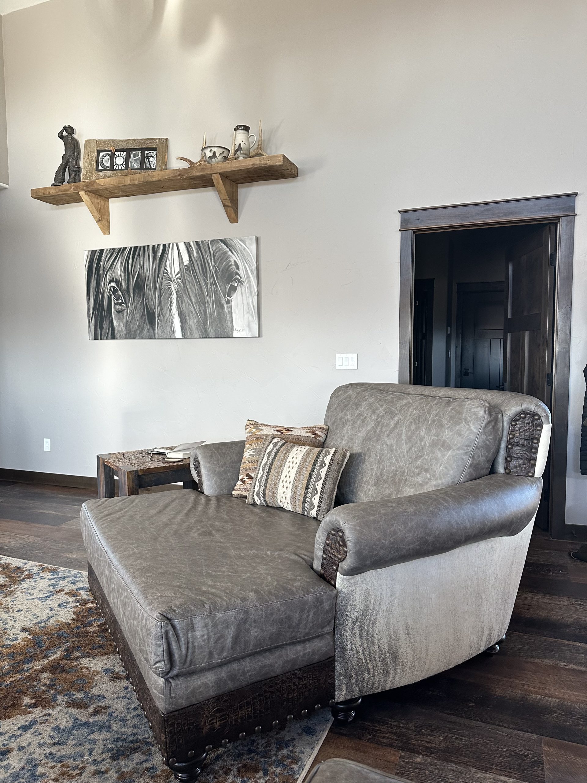 Cheyenne ChaiseGrayVert - Ranch & Co Interiors