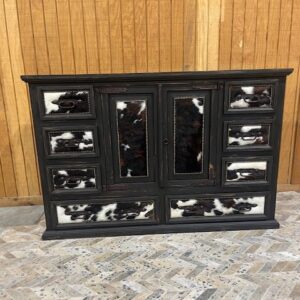 The Indio Dresser